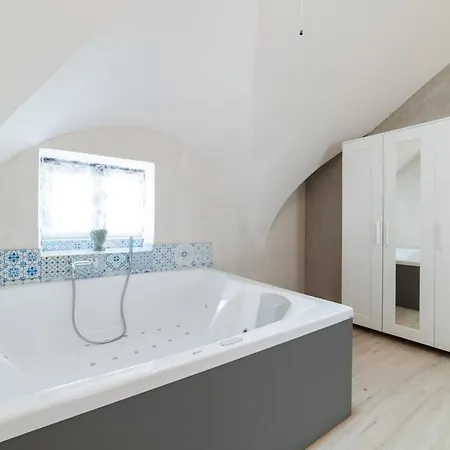 Luxury Life - Jacuzzi & Comfort