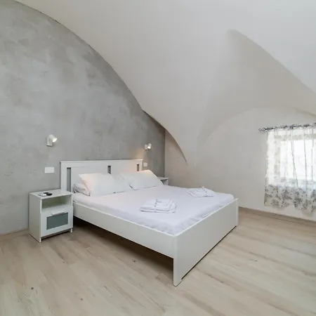 Luxury Life - Jacuzzi & Comfort 3*
